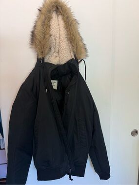 Abercrombie & Fitch Y2K Faux Fur Hood Bomber Jacket Black M